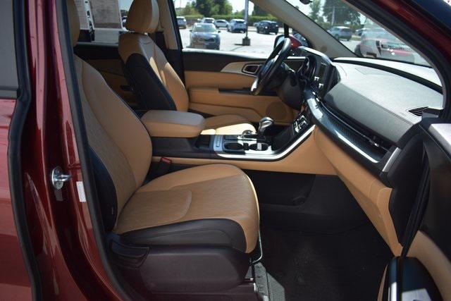 used 2024 Kia Carnival car, priced at $32,522