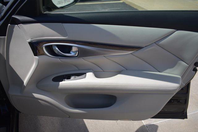 used 2015 INFINITI Q70 car, priced at $21,969