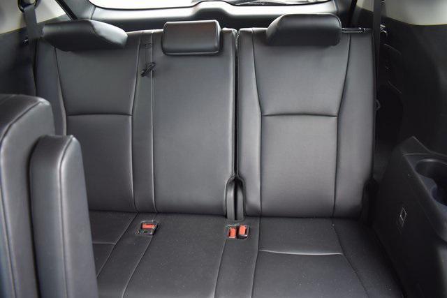 used 2024 Toyota Highlander car, priced at $40,557