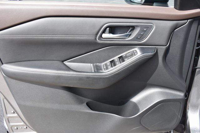 used 2023 Nissan Rogue car, priced at $33,972