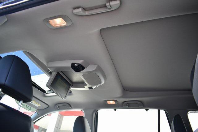 used 2022 Honda Pilot car, priced at $34,997