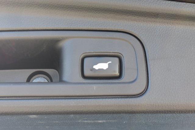 used 2022 Honda Pilot car, priced at $34,997