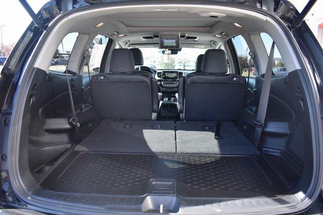 used 2022 Honda Pilot car, priced at $34,997