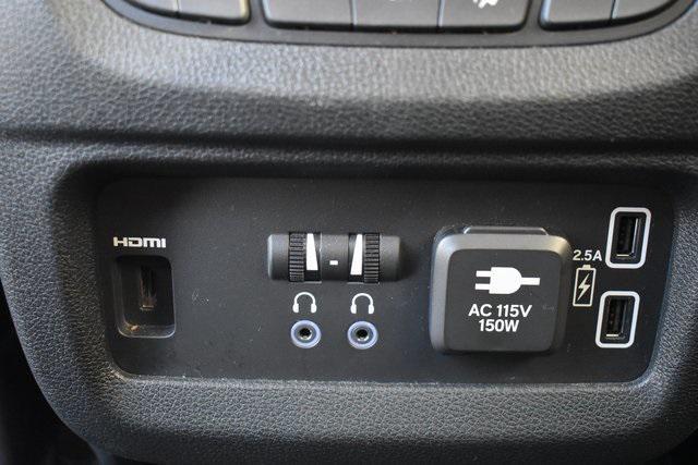 used 2022 Honda Pilot car, priced at $34,997