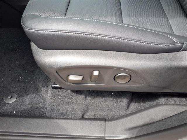 new 2025 Chevrolet Traverse car, priced at $45,695