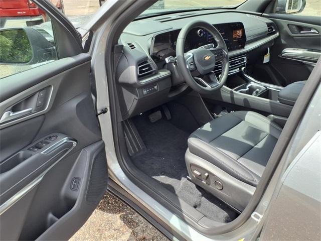 new 2025 Chevrolet Traverse car, priced at $45,695