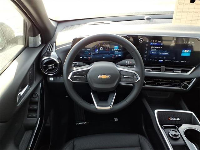 new 2026 Chevrolet Equinox car, priced at $33,121