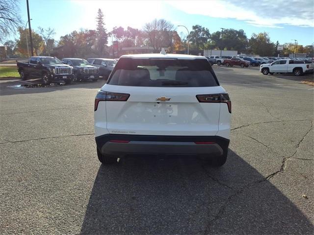 new 2026 Chevrolet Equinox car, priced at $33,121