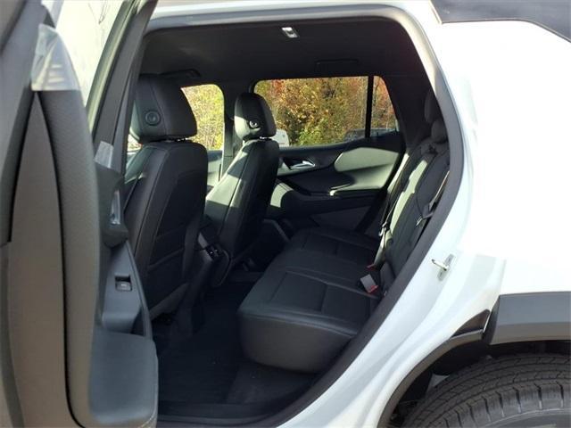 new 2026 Chevrolet Equinox car, priced at $33,121