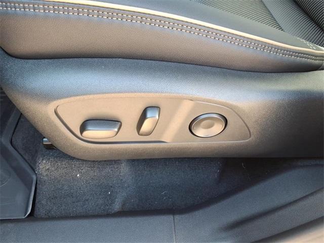 new 2026 Chevrolet Traverse car, priced at $60,415