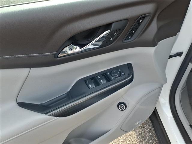 used 2021 GMC Acadia car, priced at $22,490