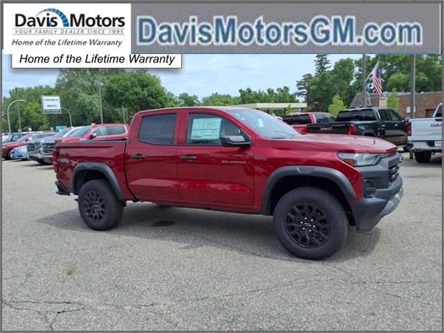 new 2025 Chevrolet Colorado car, priced at $43,141