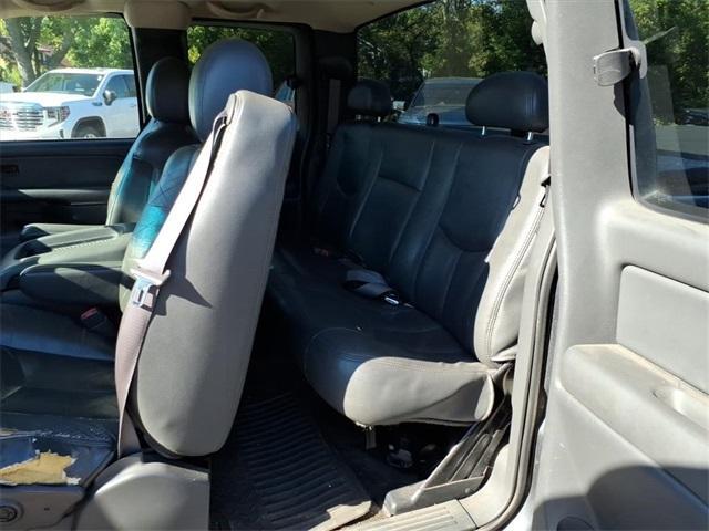used 2003 Chevrolet Silverado 2500 car, priced at $8,990