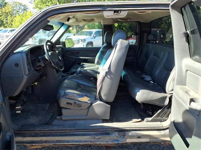 used 2003 Chevrolet Silverado 2500 car, priced at $8,990