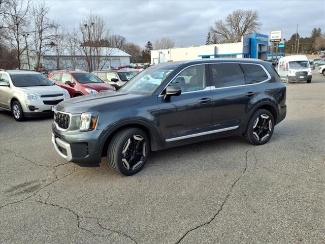used 2023 Kia Telluride car, priced at $37,990