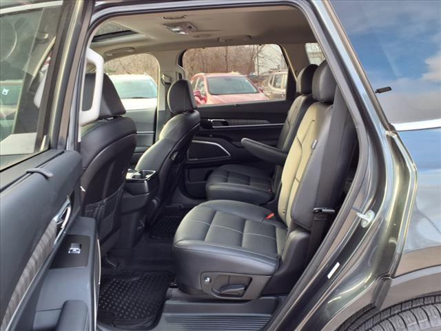used 2023 Kia Telluride car, priced at $37,990
