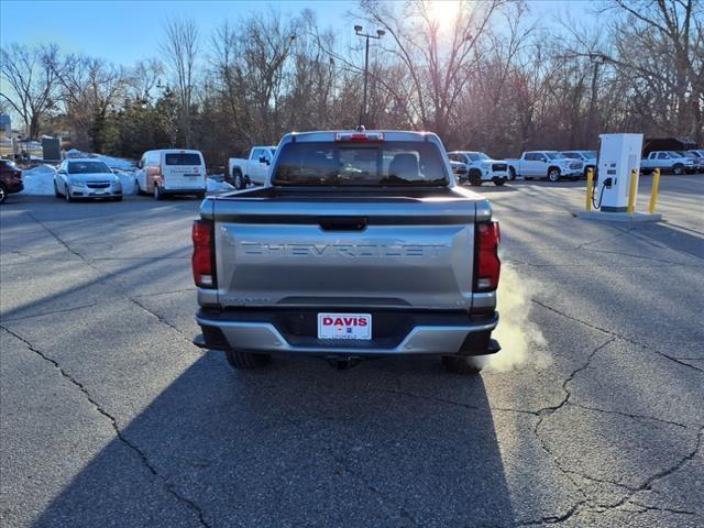 new 2024 Chevrolet Colorado car, priced at $45,020