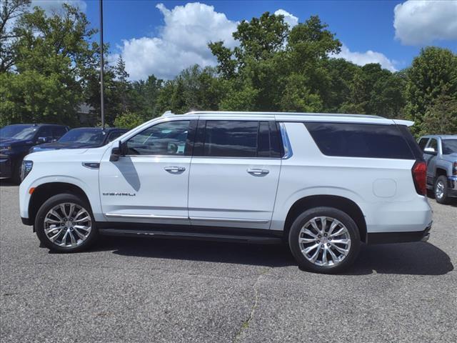 used 2022 GMC Yukon XL car, priced at $61,399