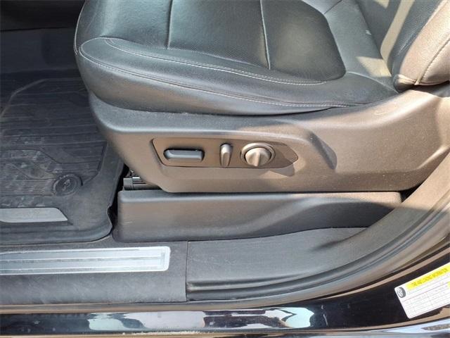 used 2021 GMC Sierra 1500 car, priced at $35,990