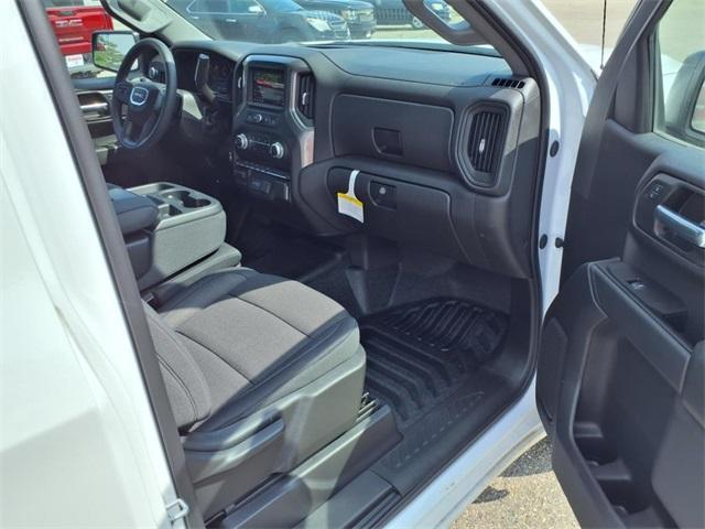 new 2025 GMC Sierra 1500 car, priced at $42,270