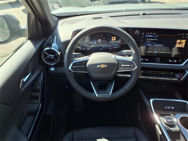 new 2026 Chevrolet Equinox car, priced at $32,540