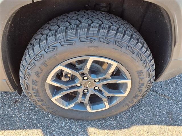 new 2026 Chevrolet Equinox car, priced at $36,364