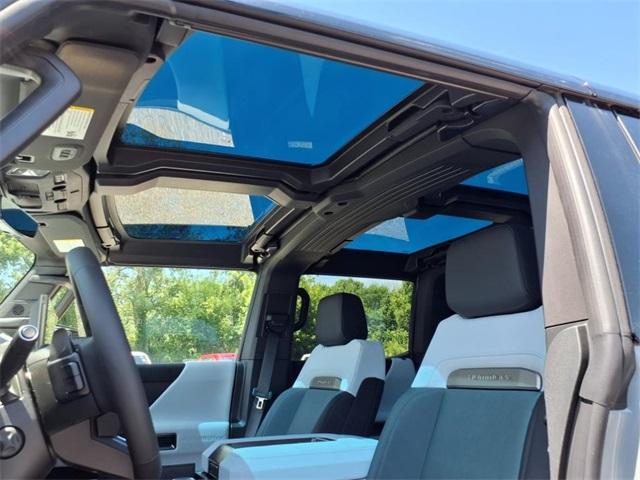 new 2025 GMC HUMMER EV Pickup car, priced at $99,615