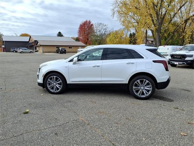 used 2025 Cadillac XT5 car, priced at $41,490
