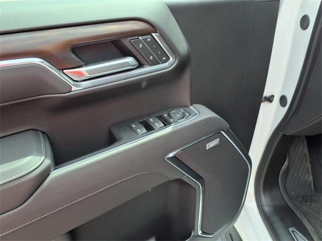 new 2025 GMC Sierra 1500 car, priced at $64,225