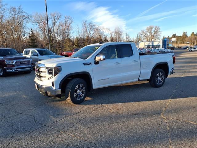 new 2025 GMC Sierra 1500 car, priced at $51,190