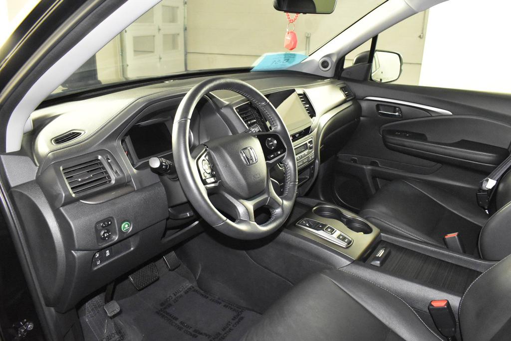 used 2022 Honda Pilot car, priced at $36,958