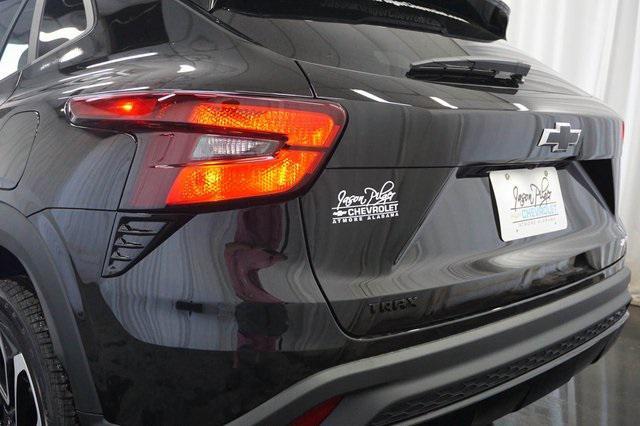 new 2025 Chevrolet Trax car, priced at $26,145