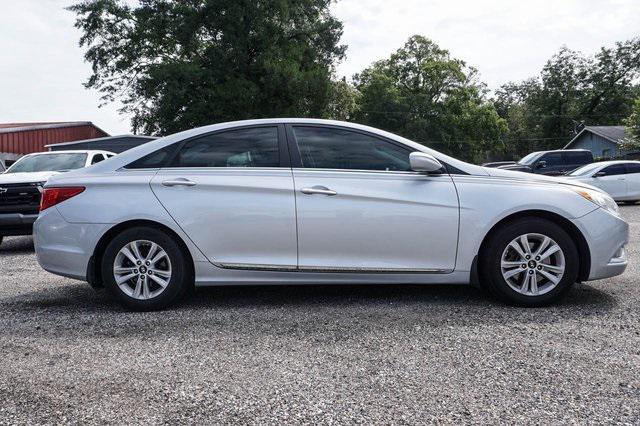 used 2013 Hyundai Sonata car, priced at $5,900