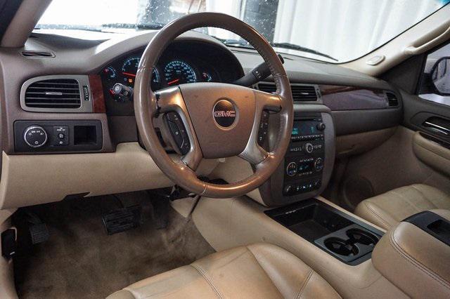 used 2009 GMC Yukon XL car, priced at $7,000
