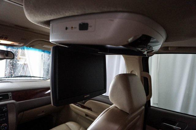 used 2009 GMC Yukon XL car, priced at $7,000