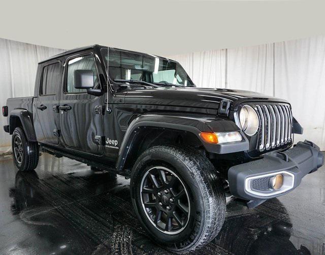 used 2023 Jeep Gladiator car, priced at $31,020
