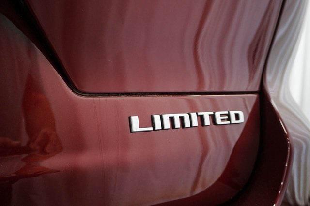 used 2024 Jeep Grand Cherokee L car, priced at $36,467