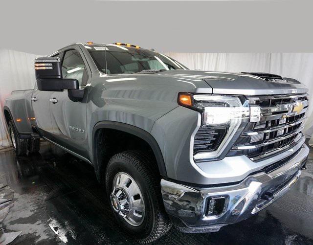 new 2025 Chevrolet Silverado 3500 car, priced at $74,412