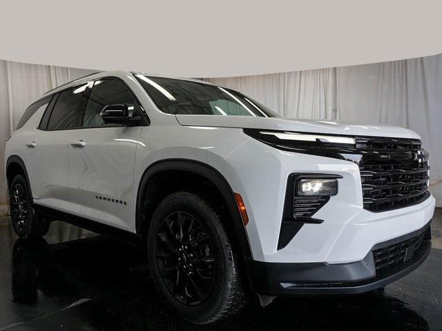 new 2025 Chevrolet Traverse car, priced at $43,856