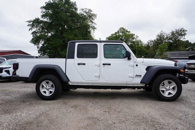 used 2023 Jeep Gladiator car, priced at $27,011
