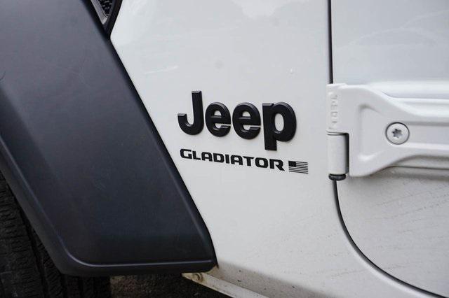 used 2023 Jeep Gladiator car, priced at $27,011