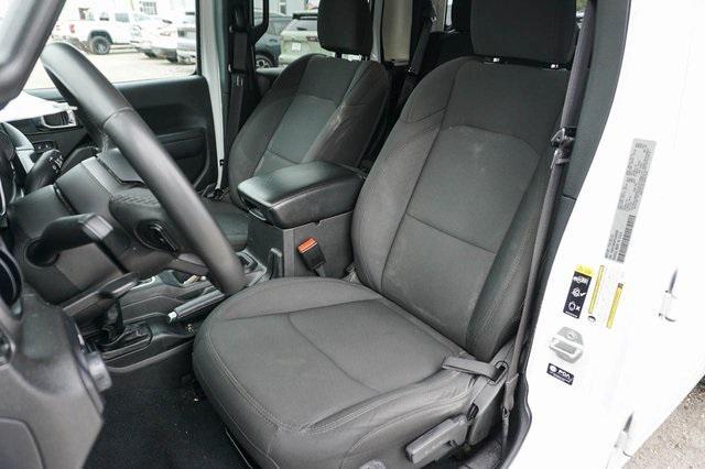used 2023 Jeep Gladiator car, priced at $27,011