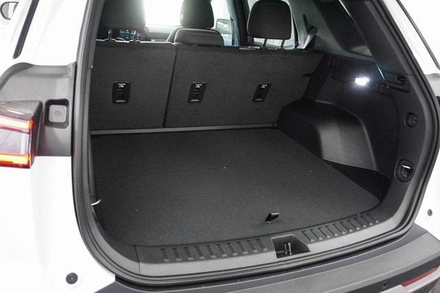 new 2026 Chevrolet Equinox car, priced at $28,970