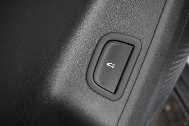 new 2026 Chevrolet Traverse car, priced at $46,400