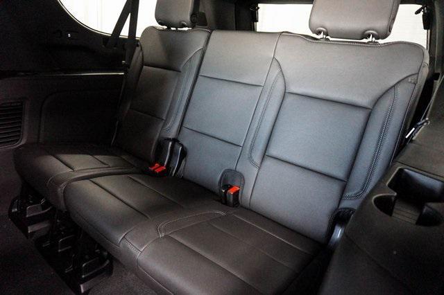 new 2025 Chevrolet Suburban car, priced at $72,405