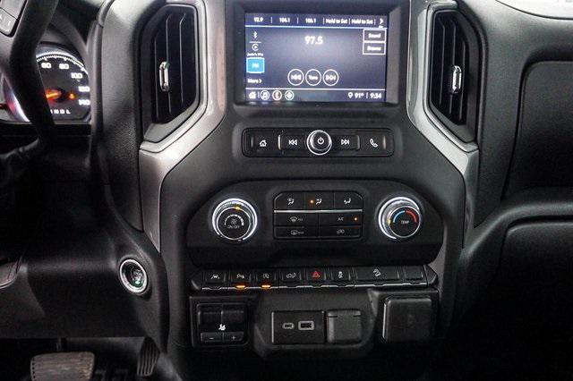 used 2024 Chevrolet Silverado 1500 car, priced at $34,124
