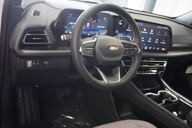 new 2025 Chevrolet Traverse car, priced at $45,235