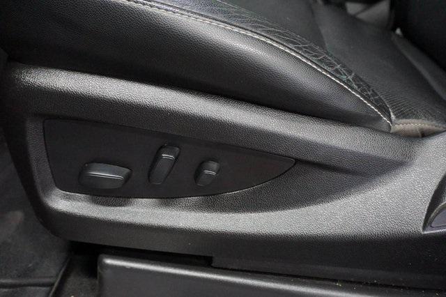 used 2019 GMC Yukon car, priced at $31,911