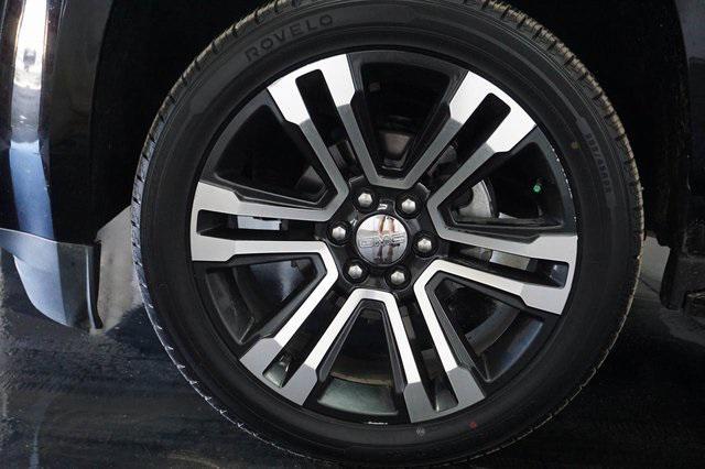 used 2019 GMC Yukon car, priced at $31,911