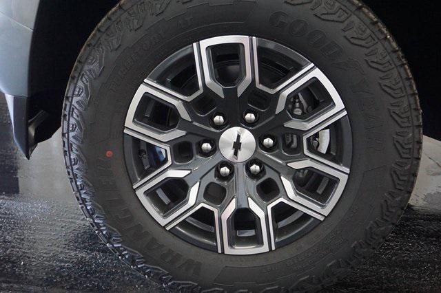 new 2025 Chevrolet Colorado car, priced at $45,535
